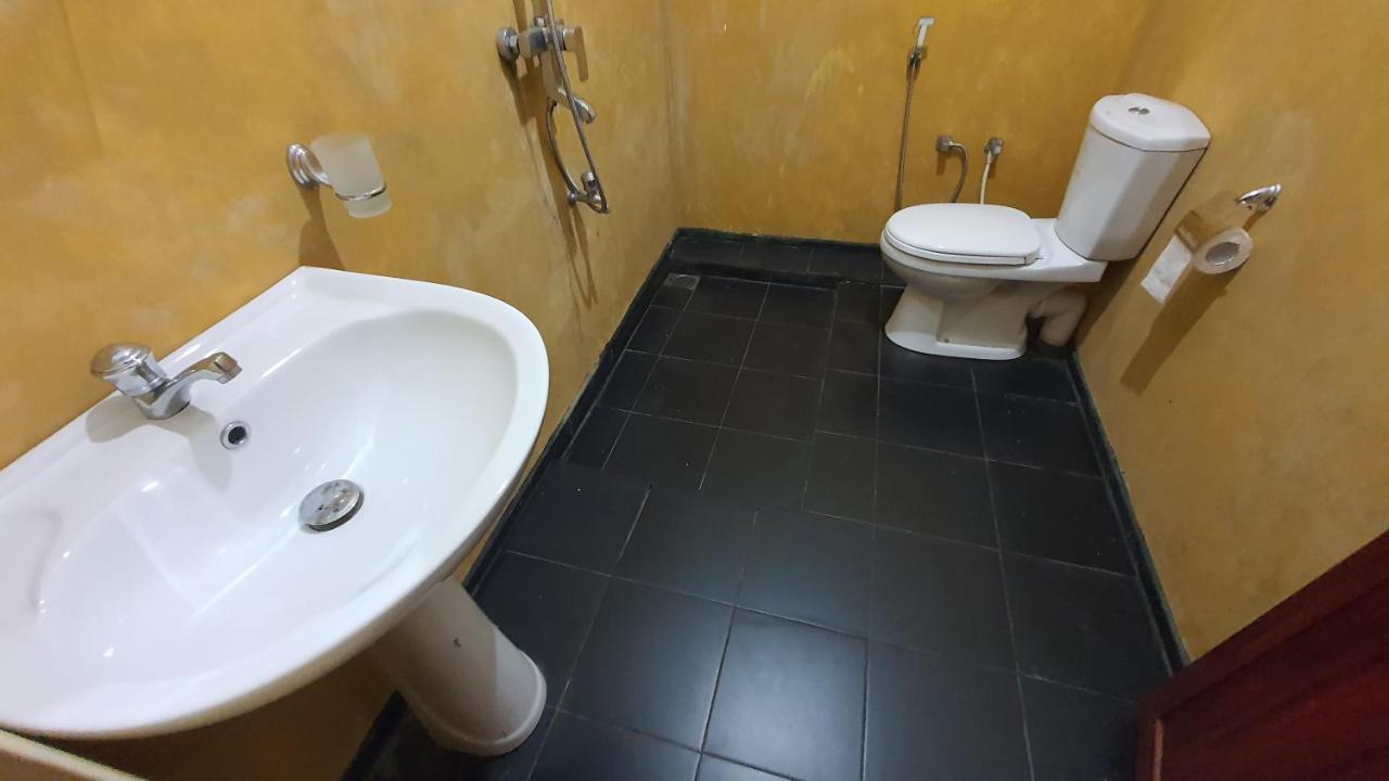 Eco Zone Resort Ела Екстериор снимка